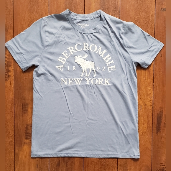 SOLD-Abercrombie Kids Shirt Bundle - Picture 8 of 13